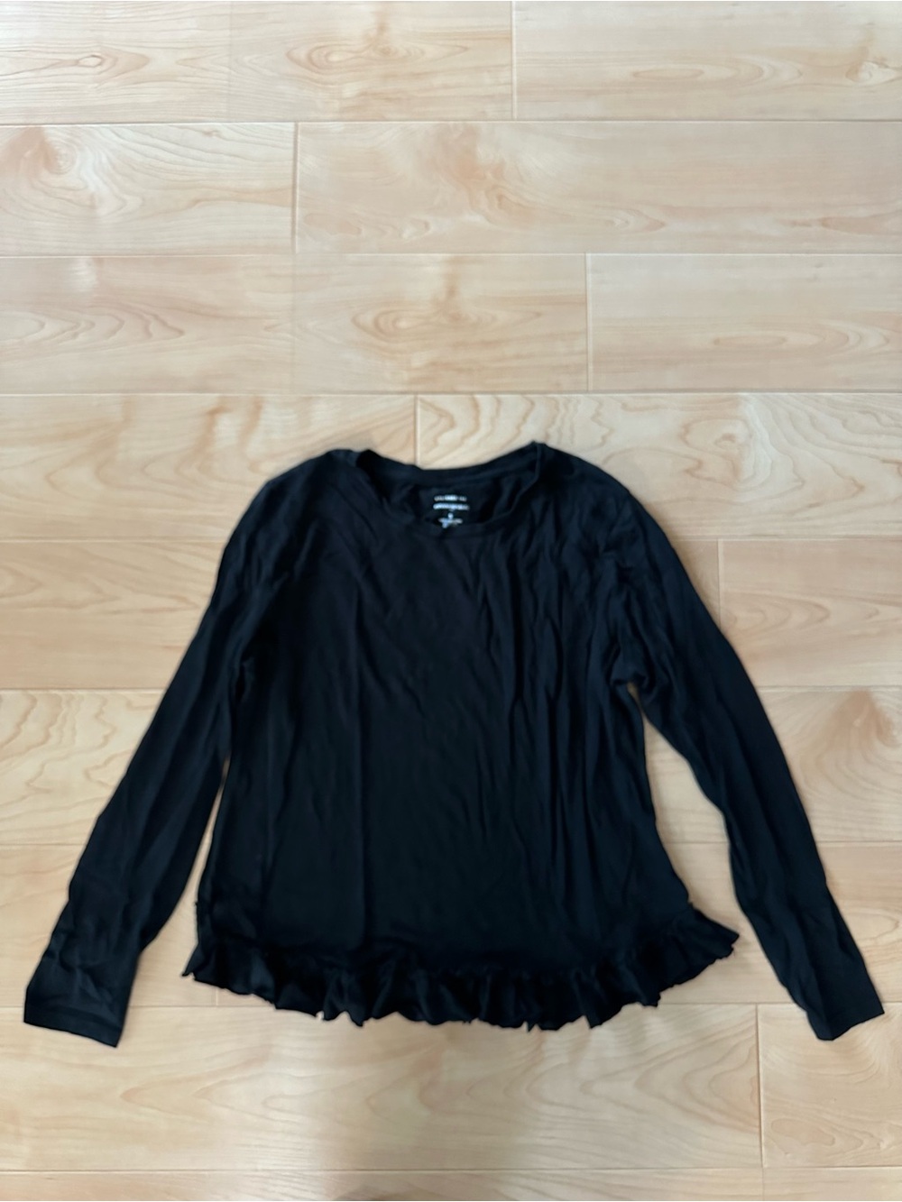 🌻 2/$10 Banana Republic Black Long-Sleeve Ruffle Hem Top small